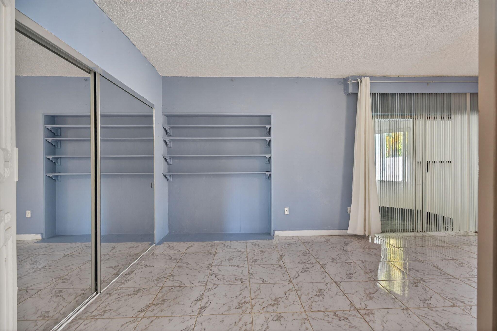 PALM BEACH LAKES SOUTH 2 - Residential