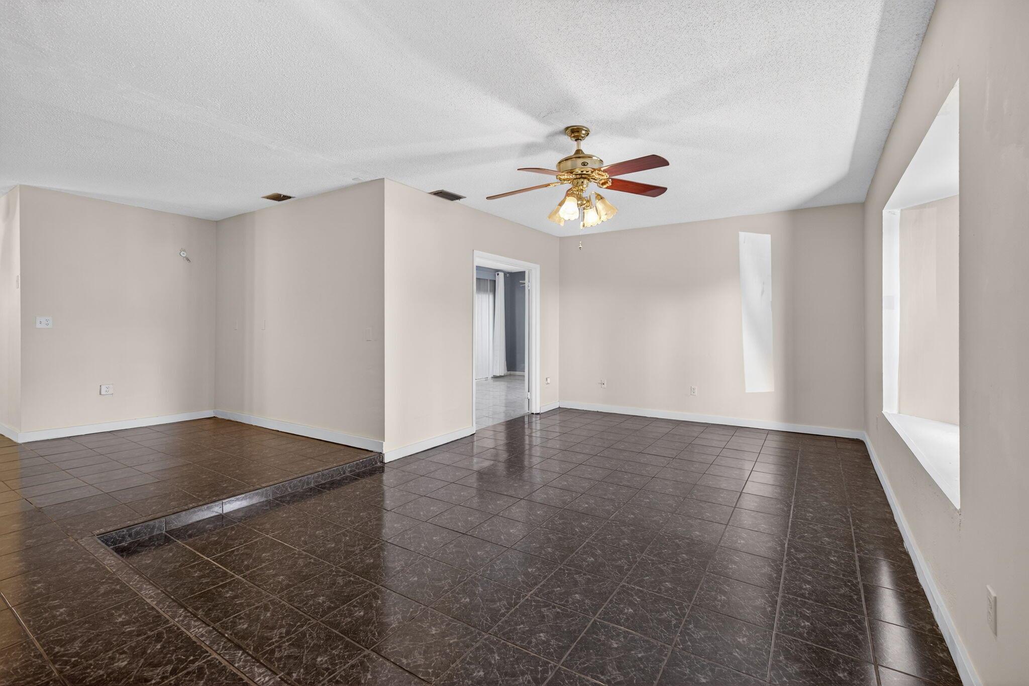 PALM BEACH LAKES SOUTH 2 - Residential