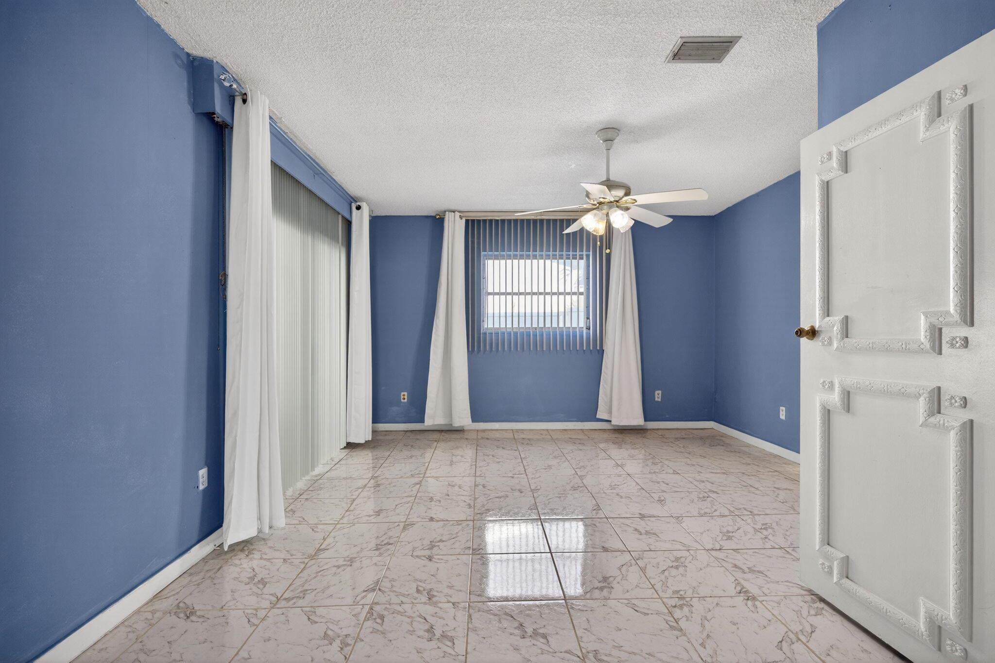 PALM BEACH LAKES SOUTH 2 - Residential