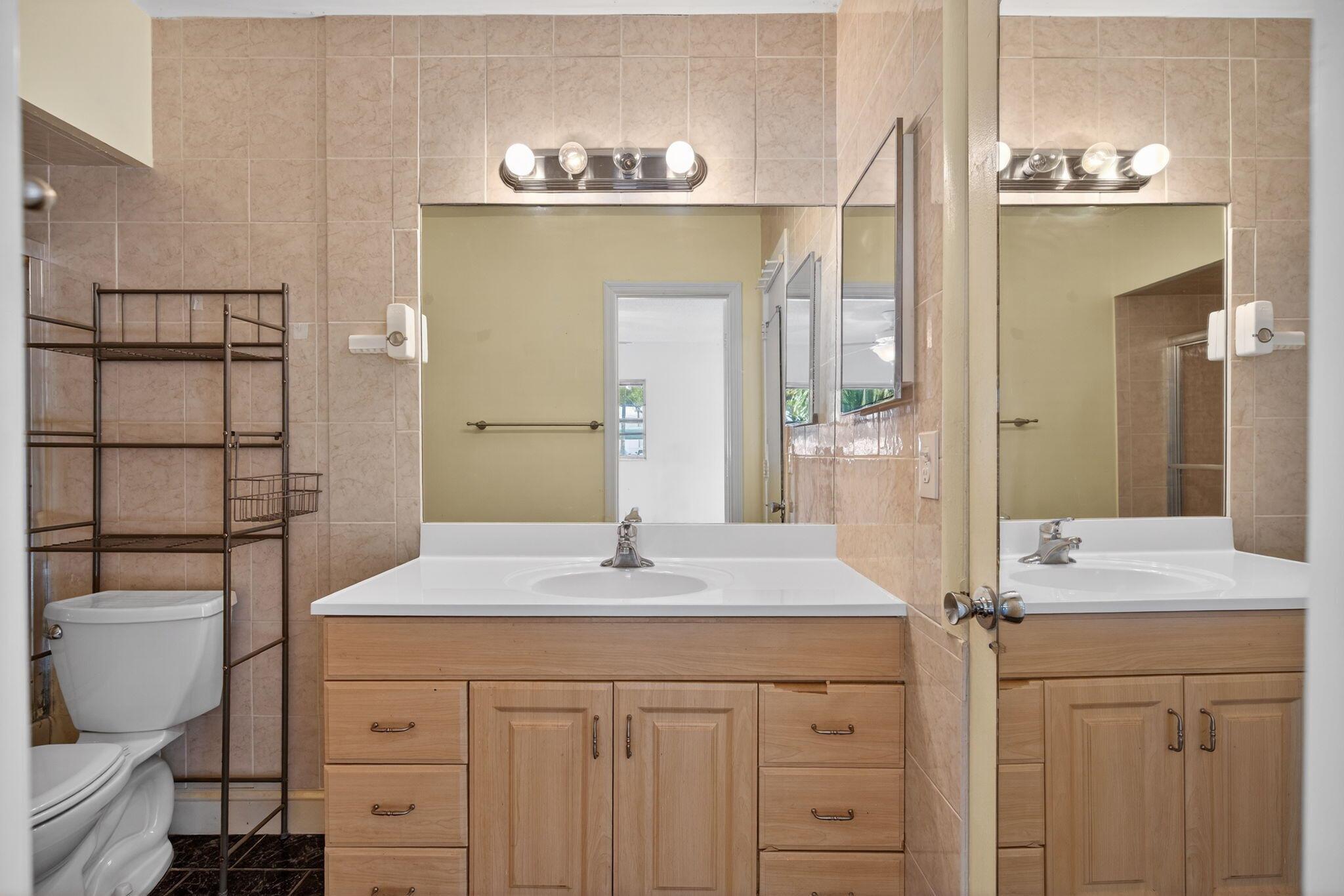 PALM BEACH LAKES SOUTH 2 - Residential