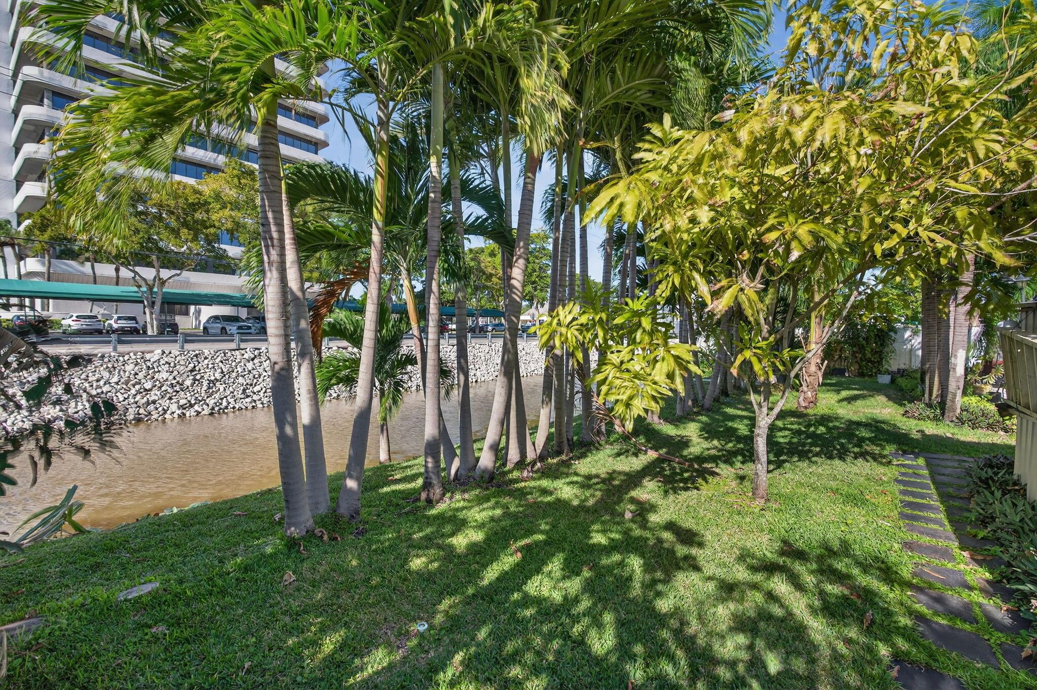 PALM BEACH LAKES SOUTH 2 - Residential