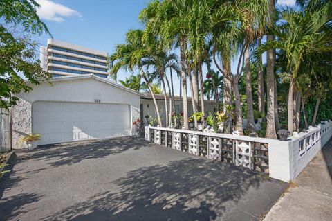 Photo of 225 S Sequoia Drive, West Palm Beach, FL 33409 (MLS # R11148662)