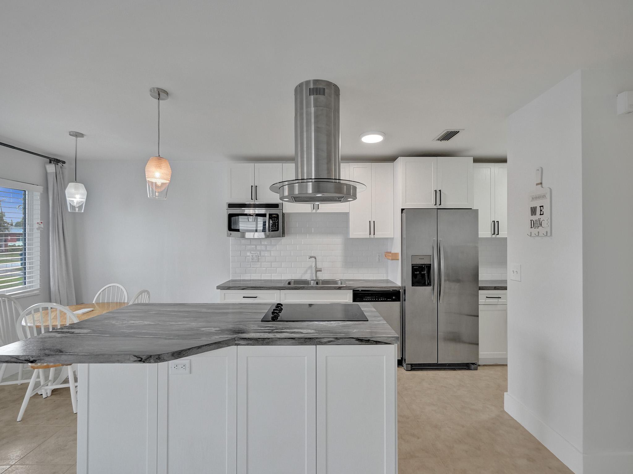 829 SW 14th St
