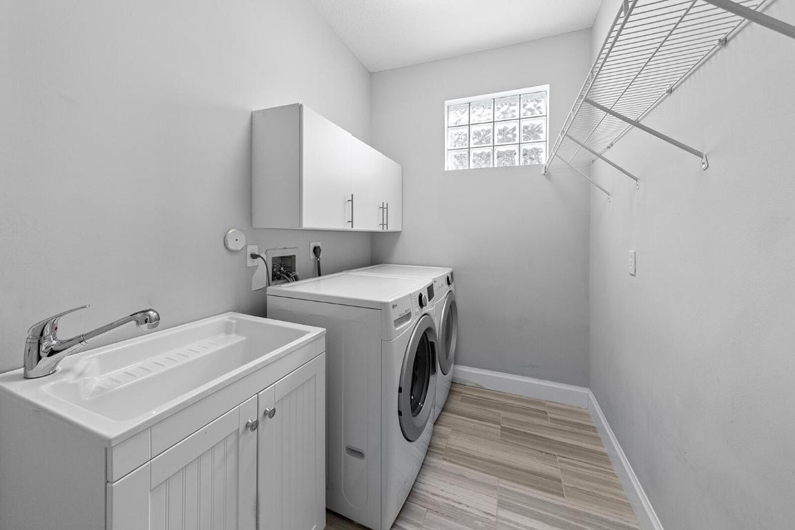 STRATFORD GREEN - Residential