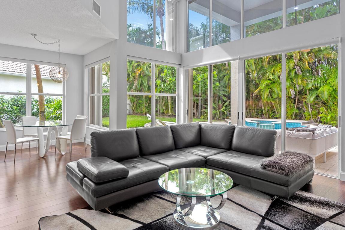 STRATFORD GREEN - Residential