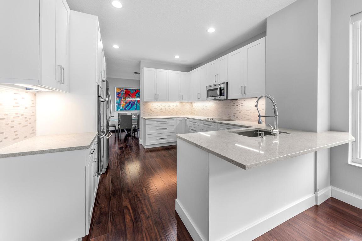 STRATFORD GREEN - Residential