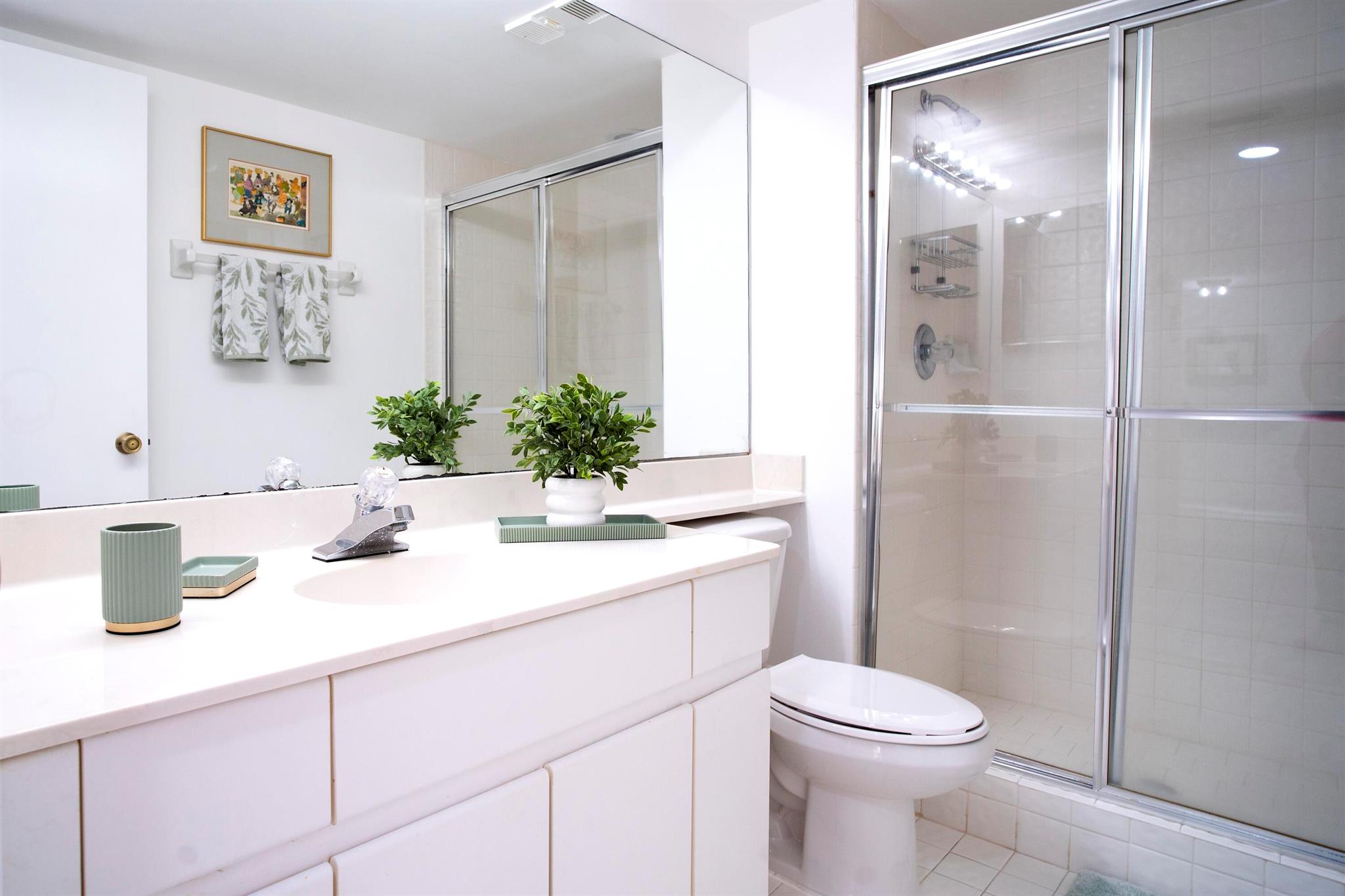 GLENEAGLES CONDO VI - Residential