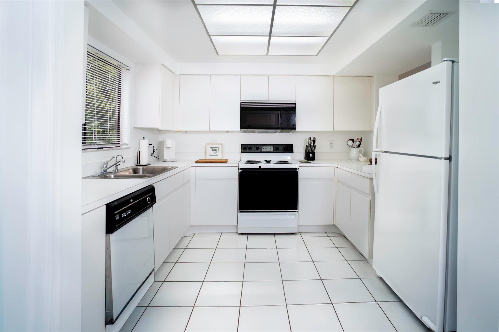 GLENEAGLES CONDO VI - Residential