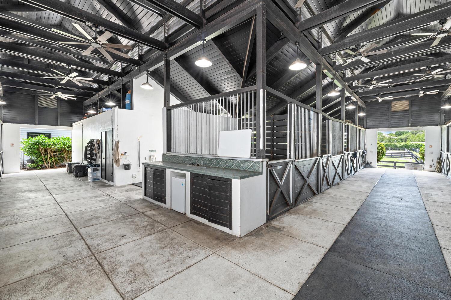 SADDLE TRAIL PARK OF WELL - Residential Lease