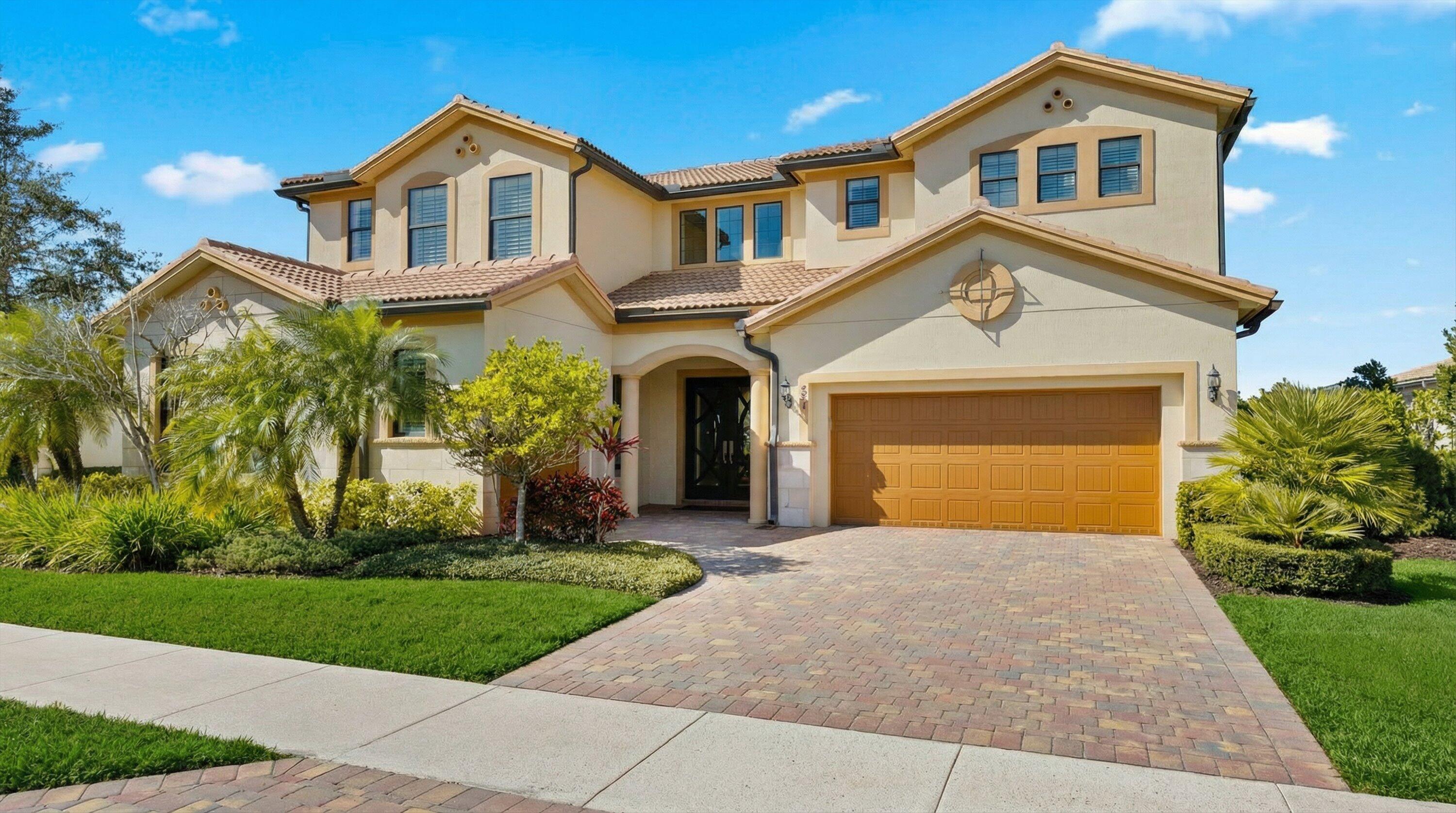 229 Sonoma Isles Circle