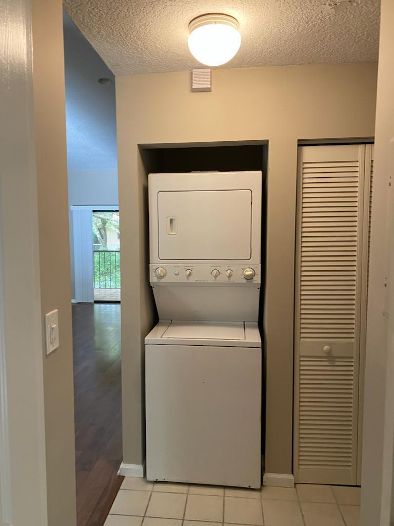 PARK AT WINDWOOD CONDO - Residential Lease