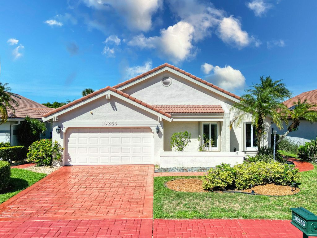 Photo of 10255 Sunset Bend Drive, Boca Raton, FL 33428 (MLS # R11117117)