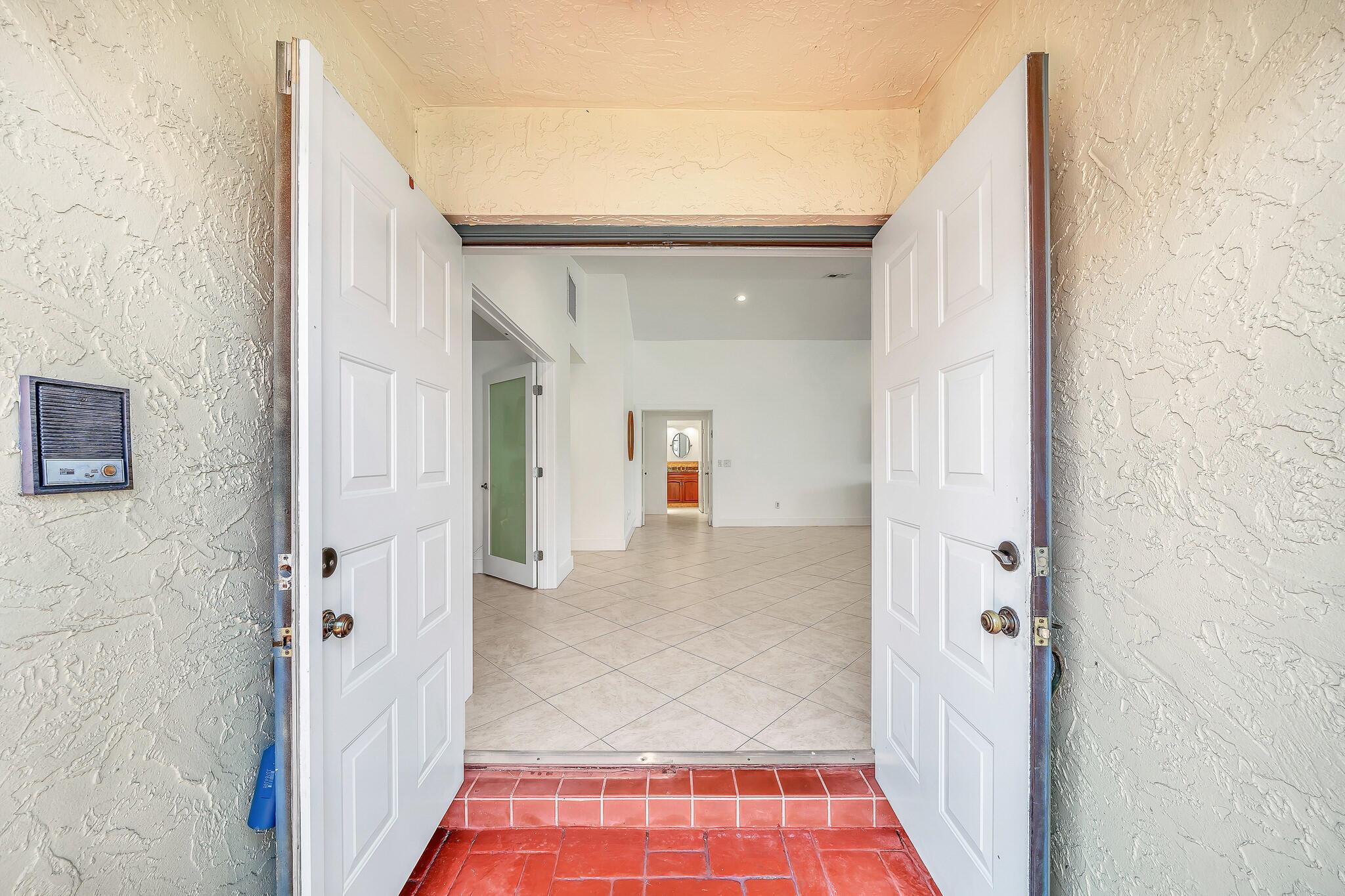10255 Sunset Bend Drive