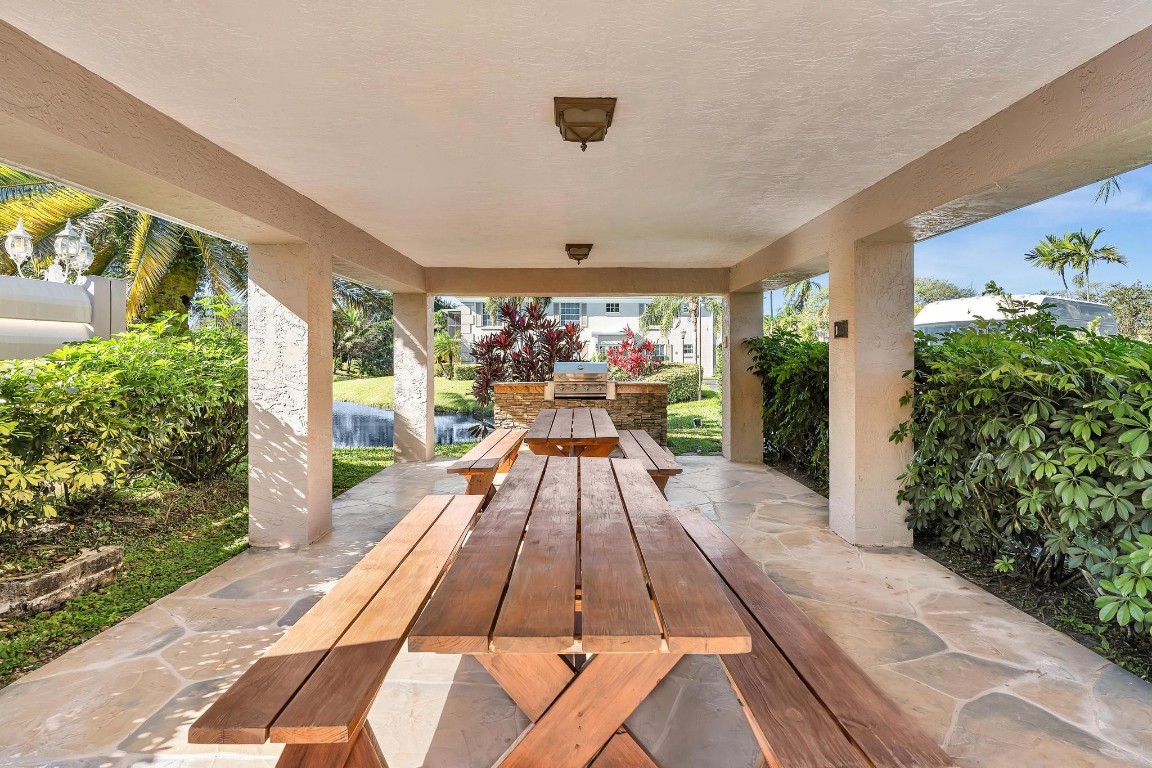 JACARANDA ESTATES CONDO - Residential