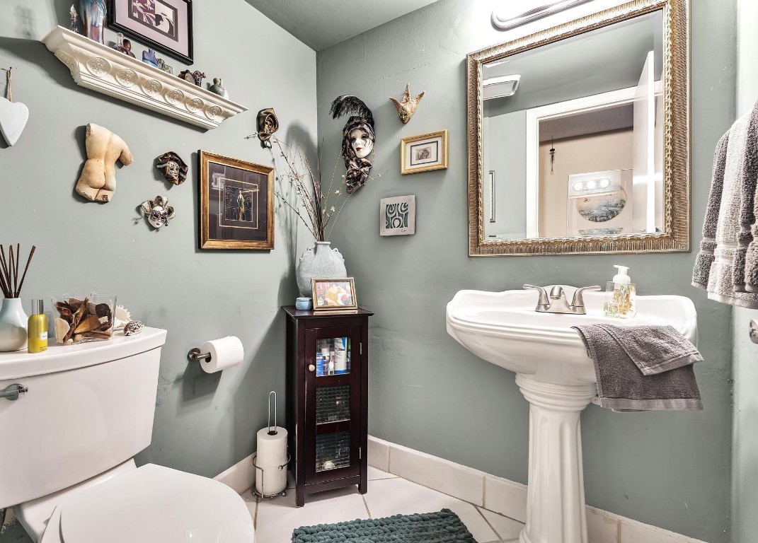 JACARANDA ESTATES CONDO - Residential