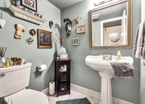Tiny photo for 9050 Jacaranda Lane #3, Plantation, FL 33324 (MLS # F10546167)