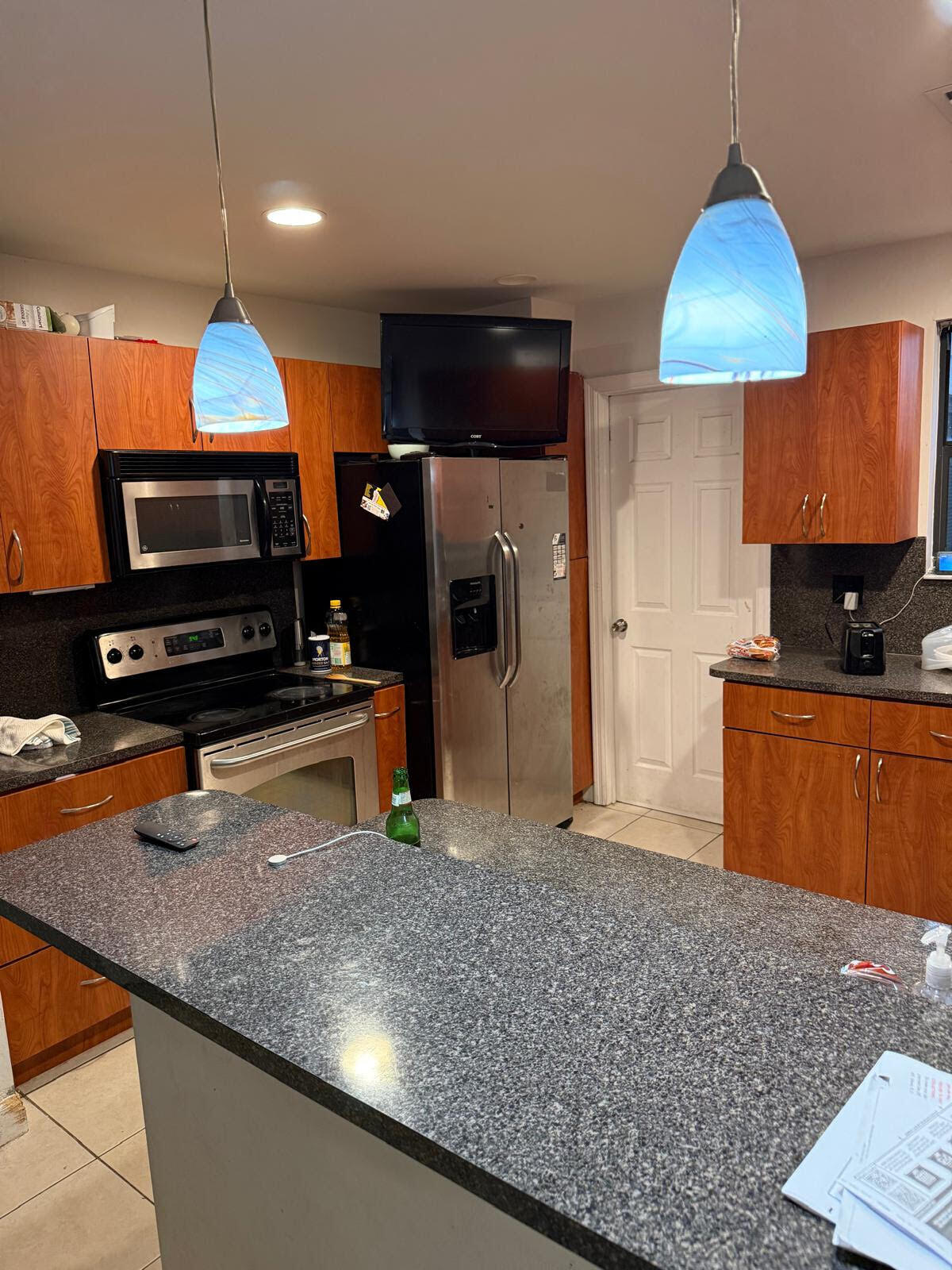 TOWNHOUSES OF EMERALD HILLS - Residential