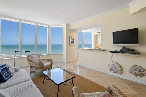 Condominium in Jensen Beach FL 10072 Ocean Drive Dr 28.jpg