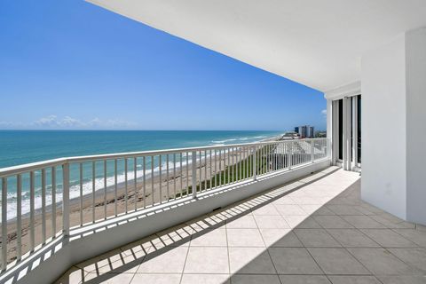 Condominium in Jensen Beach FL 10072 Ocean Drive Dr 49.jpg