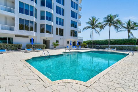 Condominium in Jensen Beach FL 10072 Ocean Drive Dr 66.jpg