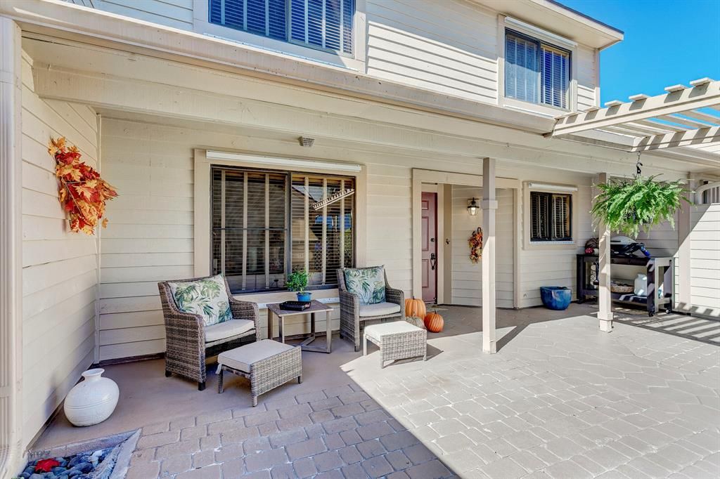 Photo of 6166 SE Georgetown Place Pl, Hobe Sound, FL 33455 (MLS # R10835293)