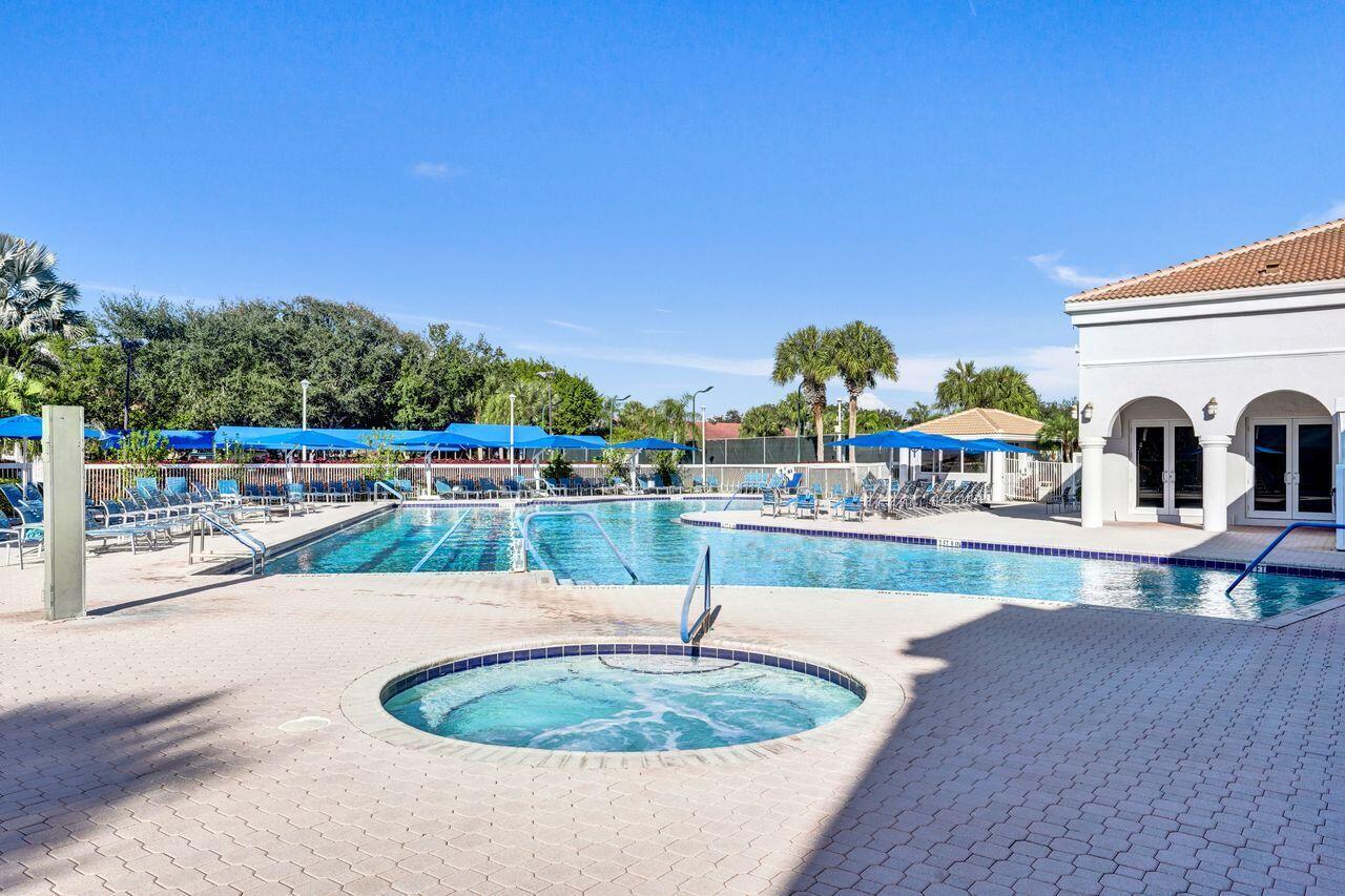 ALEXANDRA VIILAGE / PLATI - Residential