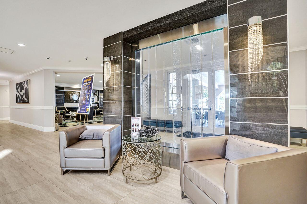 ALEXANDRA VIILAGE / PLATI - Residential