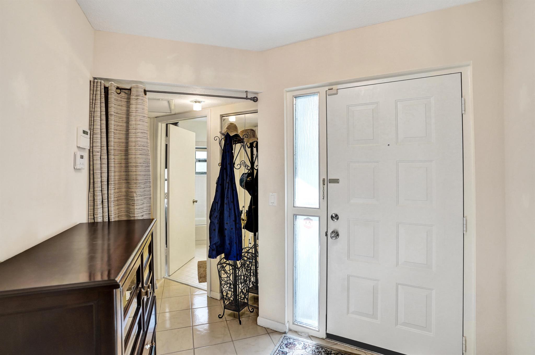 ALEXANDRA VIILAGE / PLATI - Residential