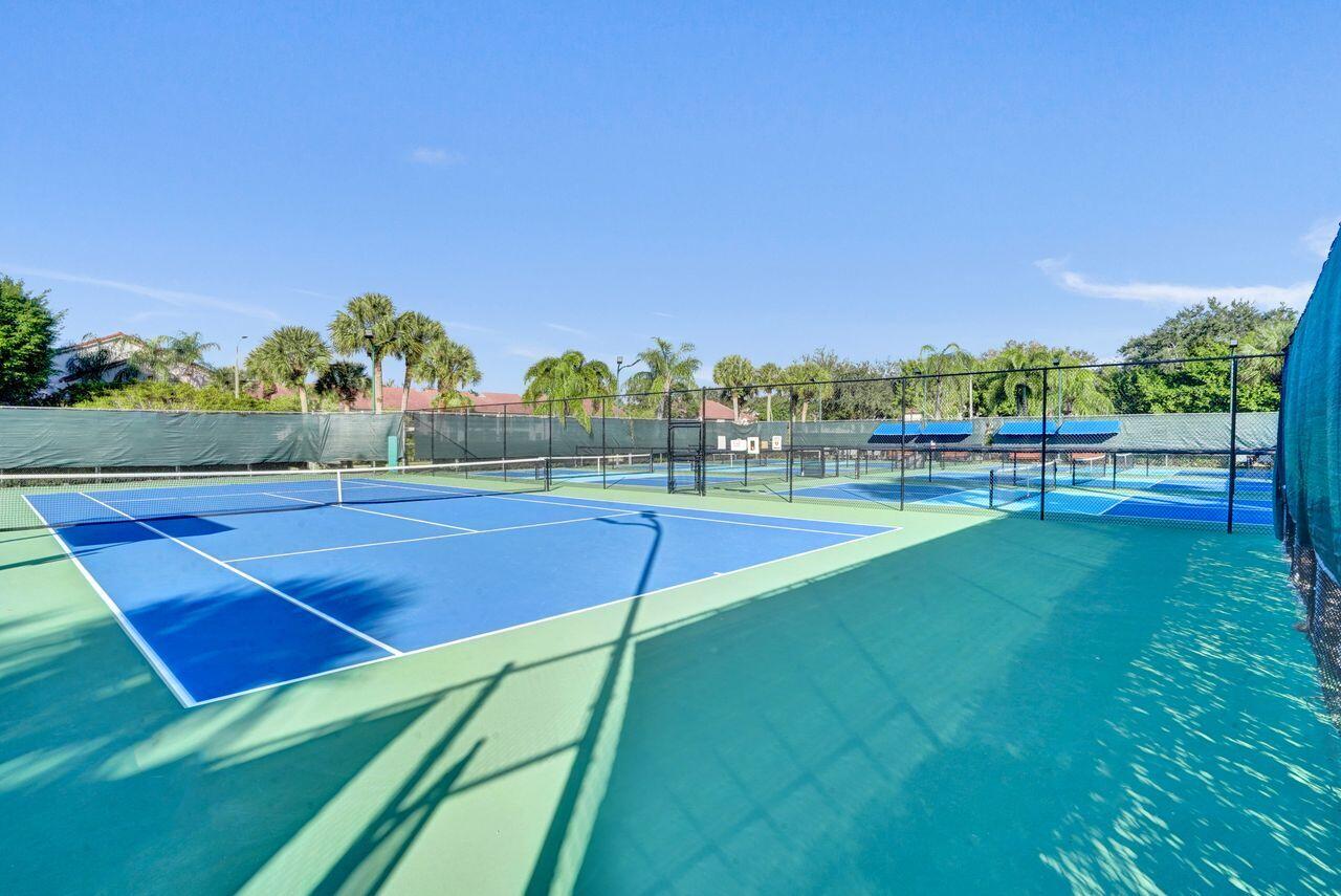 ALEXANDRA VIILAGE / PLATINA - Residential