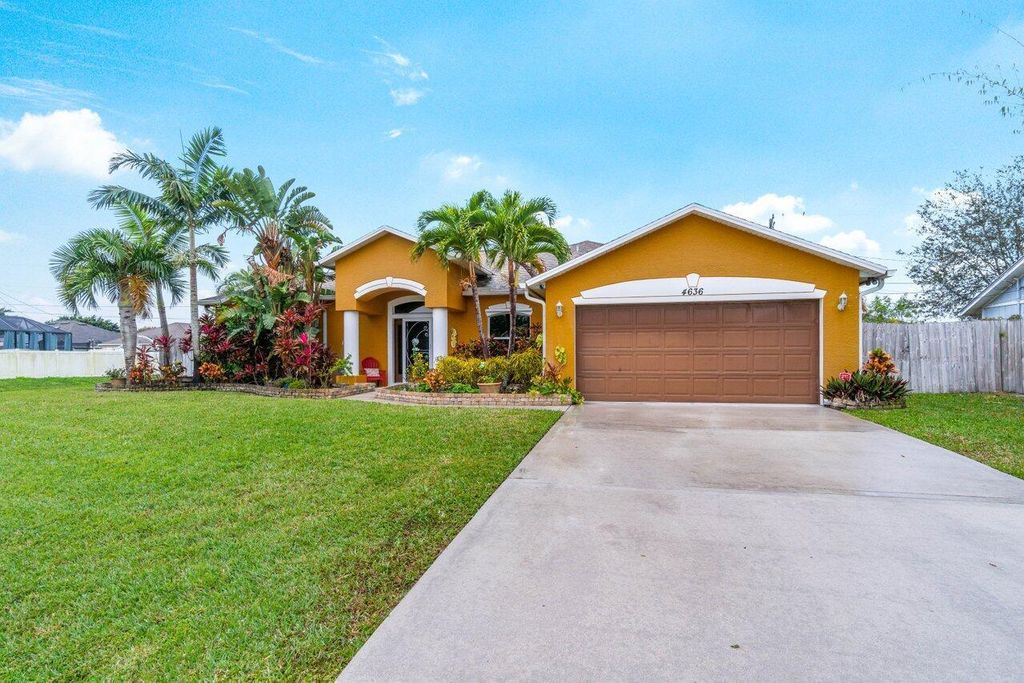 Photo of 4636 SW Flintstone Drive, Port Saint Lucie, FL 34953 (MLS # R10949813)