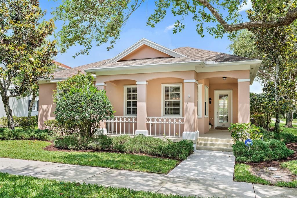 Photo of 113 Rockingham Road, Jupiter, FL 33458 (MLS # R10709855)
