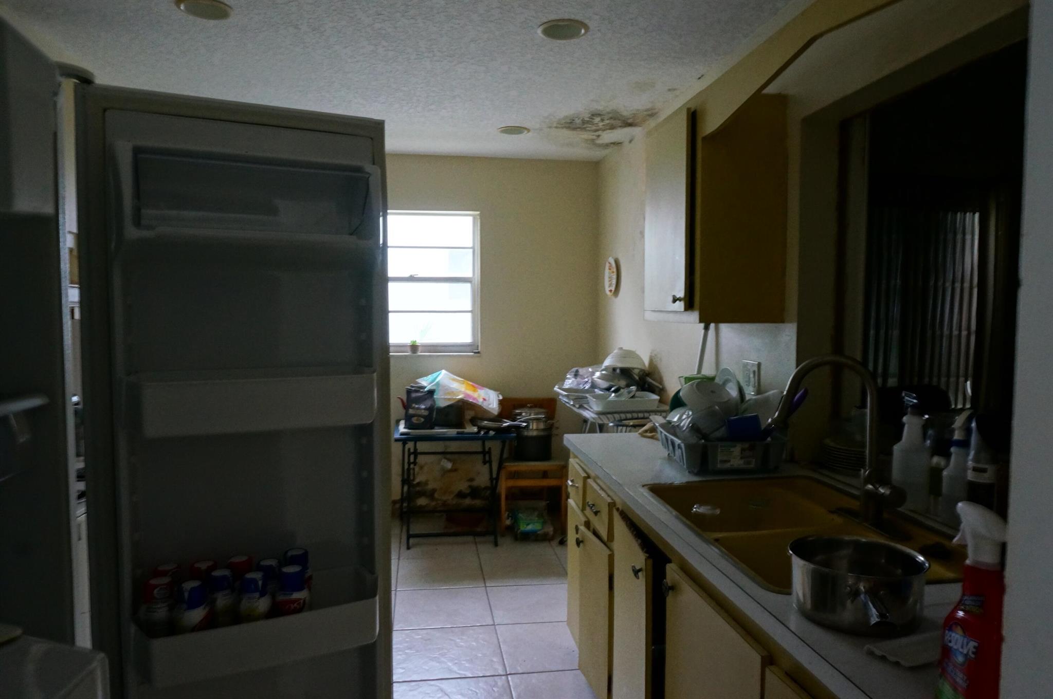 PALM BEACH LEISUREVILLE - Residential