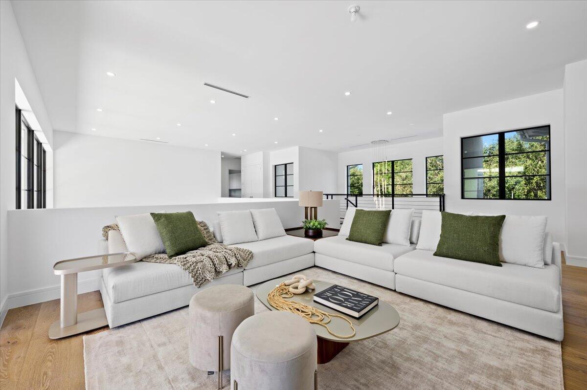 Presidential Estates - Residential