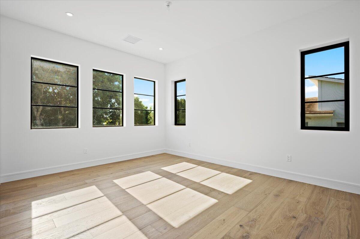 Presidential Estates - Residential