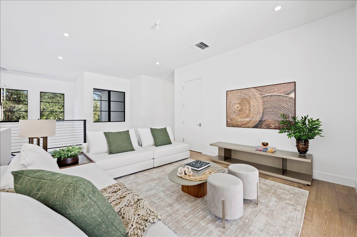 Presidential Estates - Residential