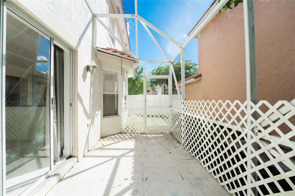 Photo of 10646 Lake Oak Way, Boca Raton, FL 33498 (MLS # F10526206)