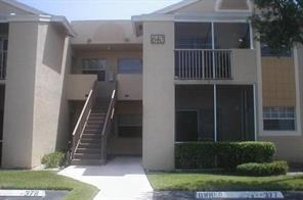 Photo of 611 Cypress Lake Boulevard #H-15, Deerfield Beach, FL 33064 (MLS # F10505302)