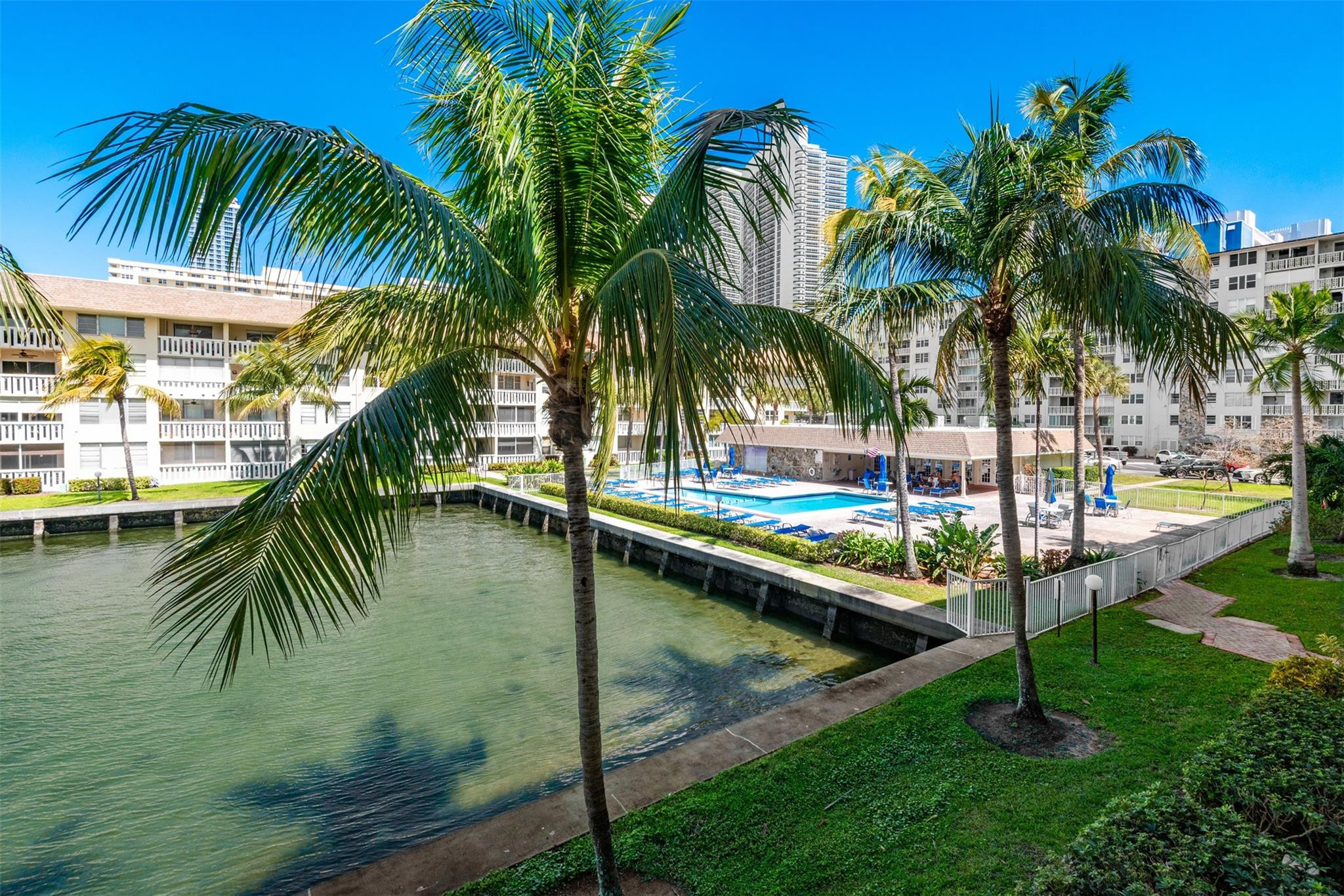 1891 S Ocean Drive 207