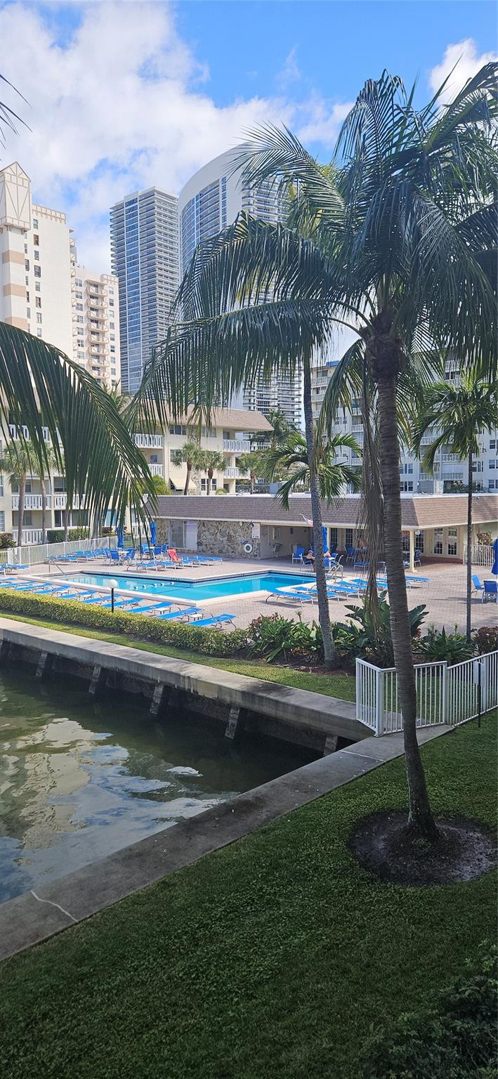 1891 S Ocean Drive 207