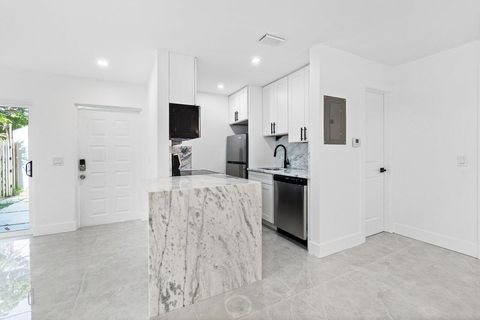 2 Crossings Circle Unit C Boynton Beach FL 33435