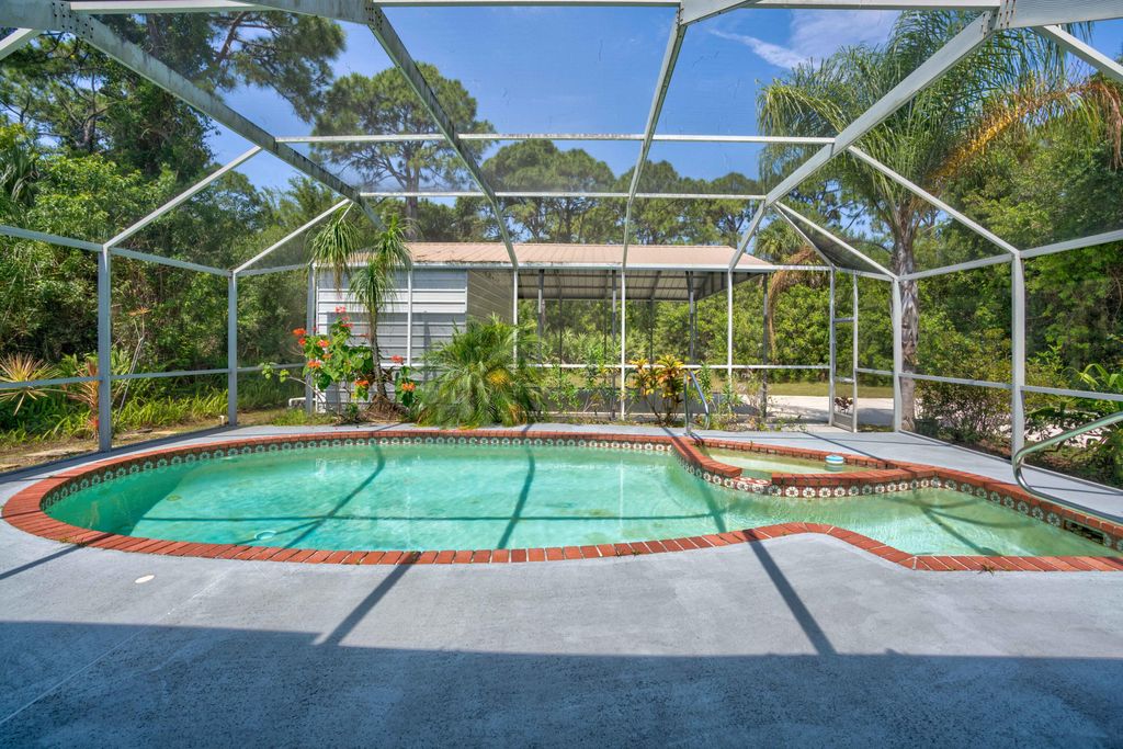 Photo of 5409 Palmetto Drive, Fort Pierce, FL 34982 (MLS # R10798107)