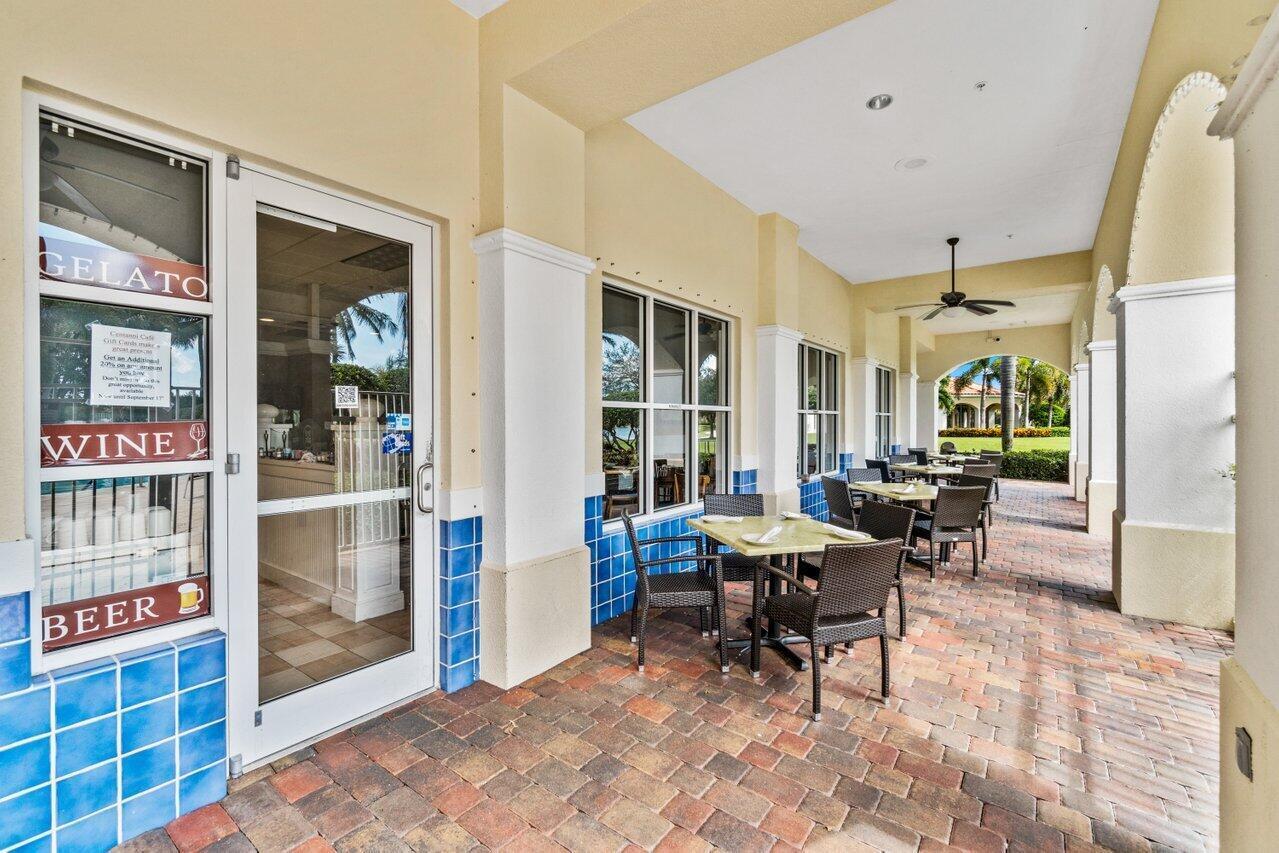 VILLAGEWALK OF WELLINGTON 1 - Residential