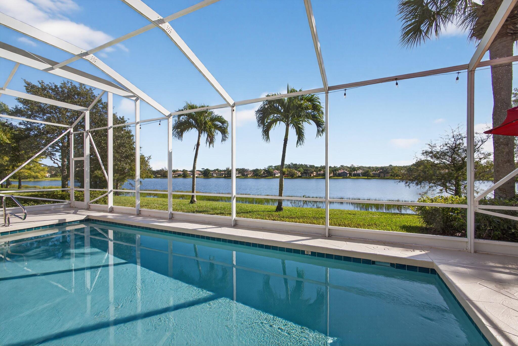 CARLETON OAKS - Residential