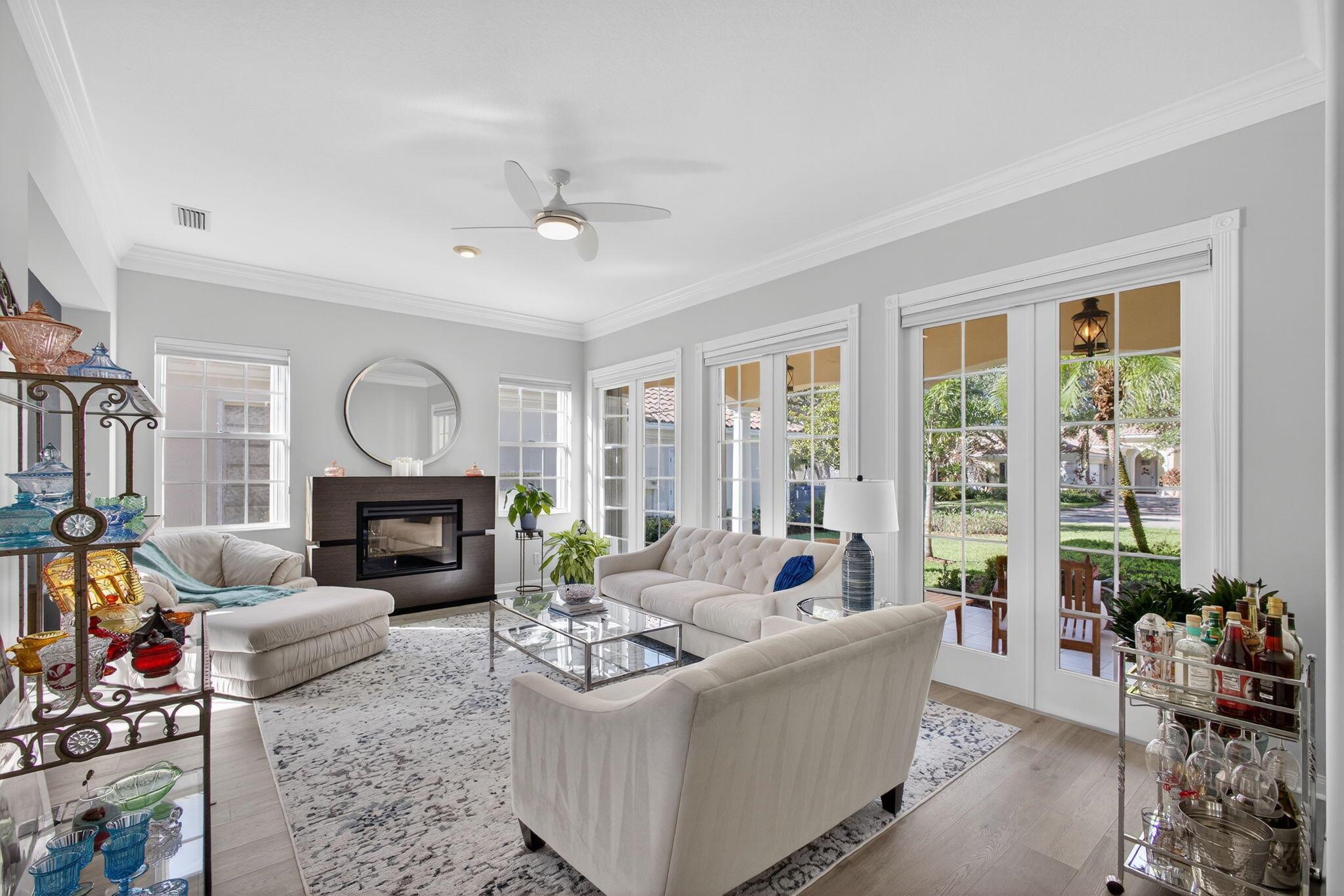 CARLETON OAKS - Residential