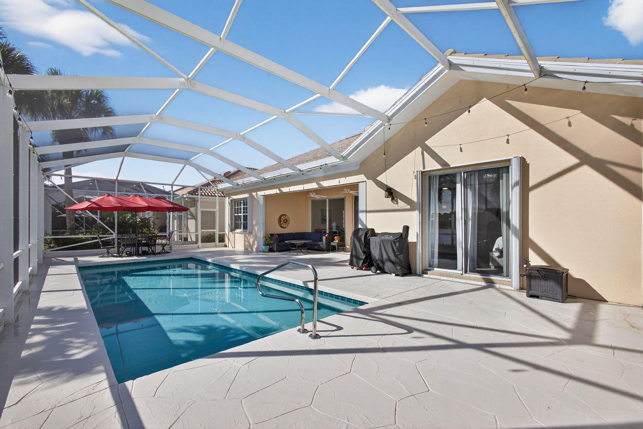 CARLETON OAKS - Residential