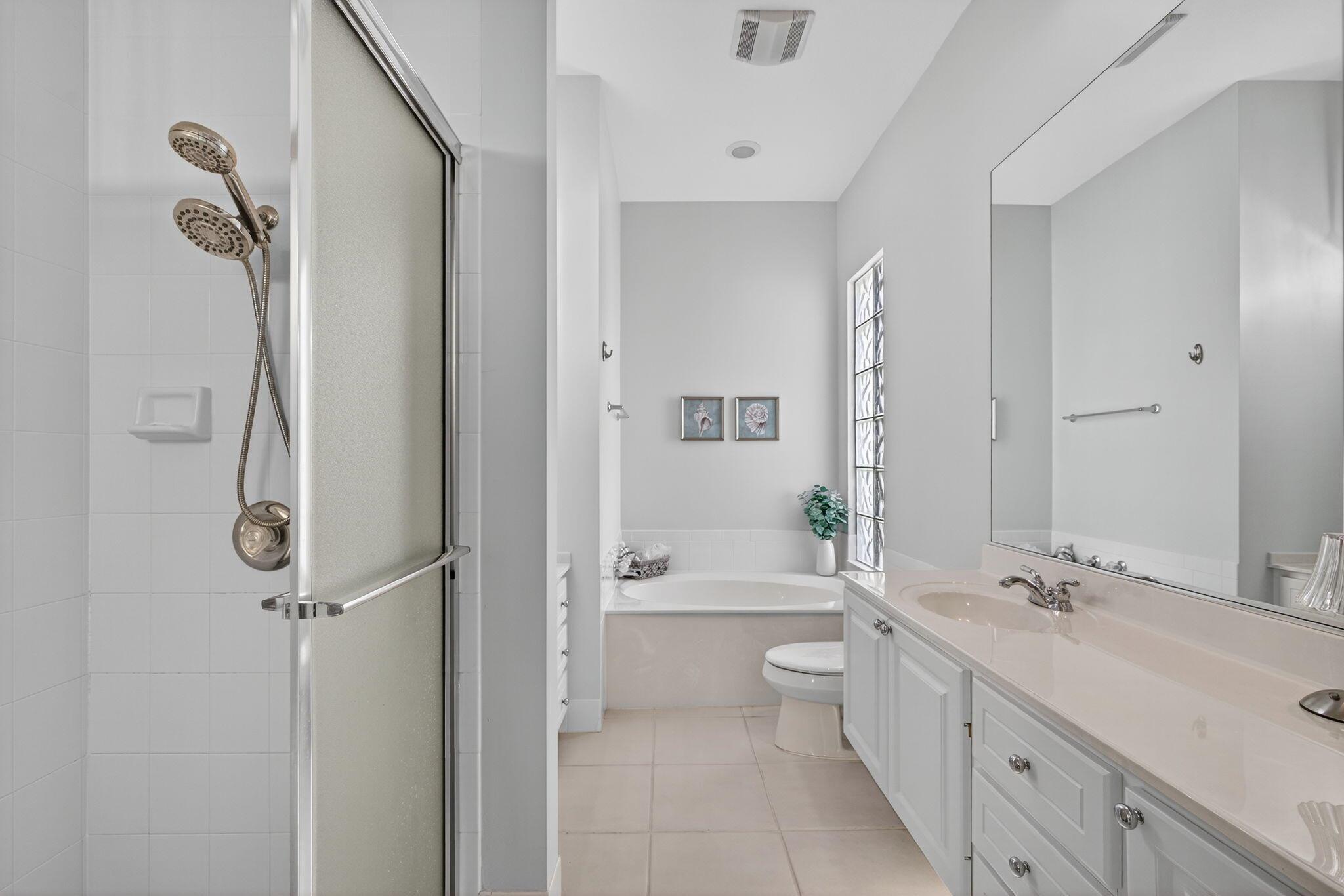 CARLETON OAKS - Residential