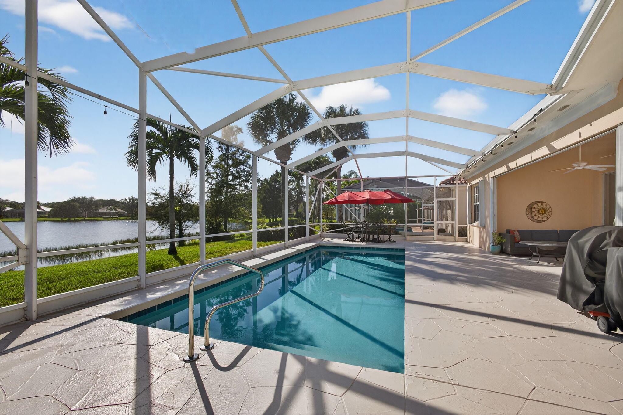 CARLETON OAKS - Residential