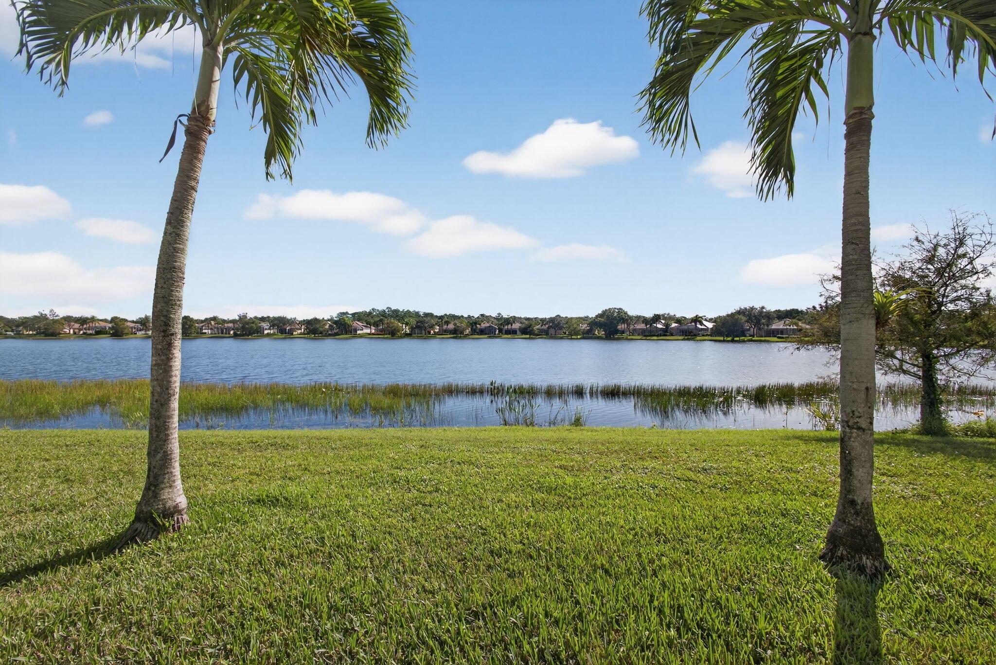 CARLETON OAKS - Residential