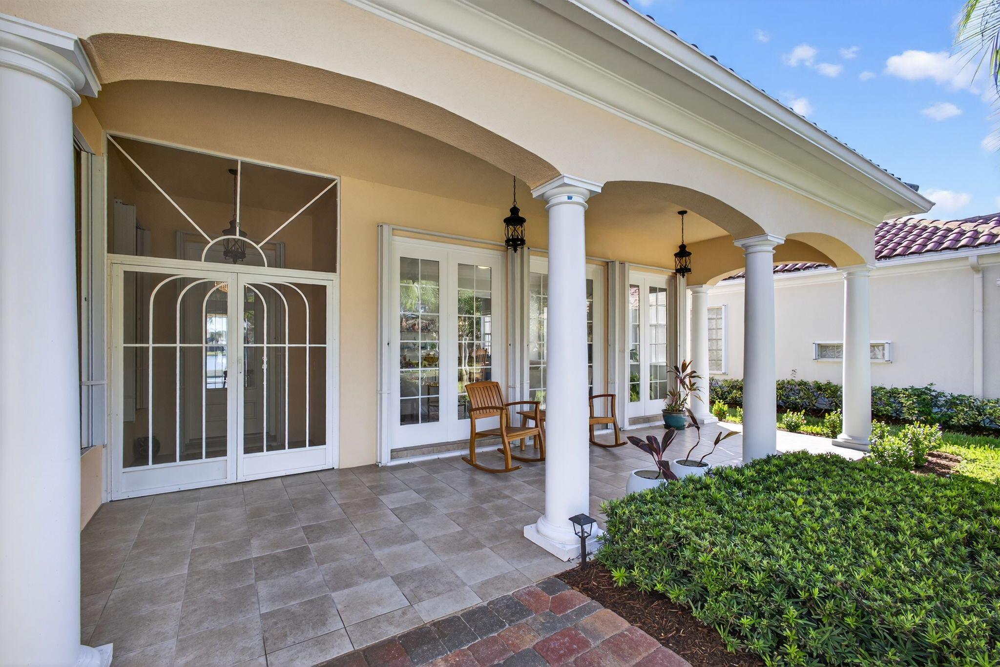 CARLETON OAKS - Residential