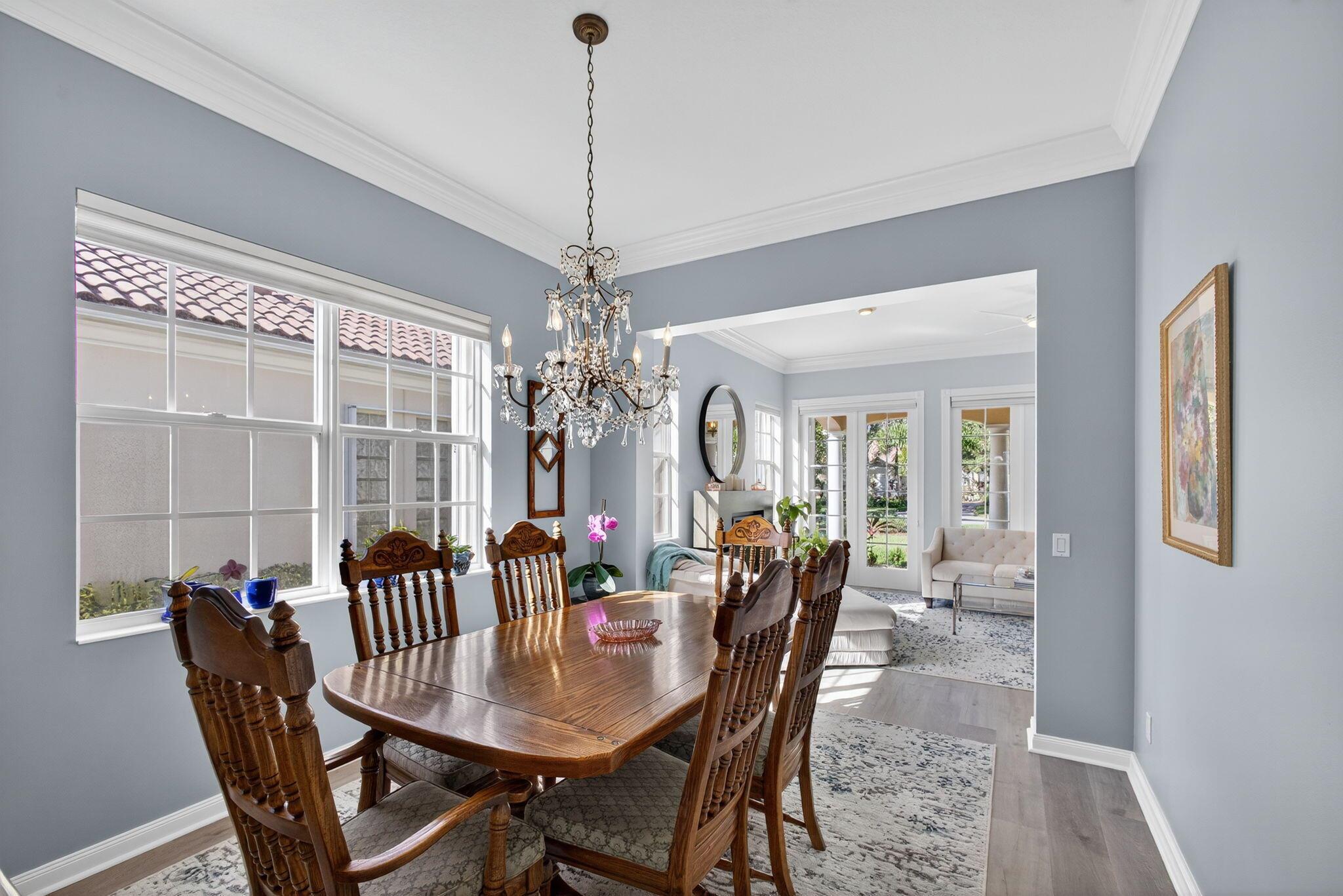 CARLETON OAKS - Residential